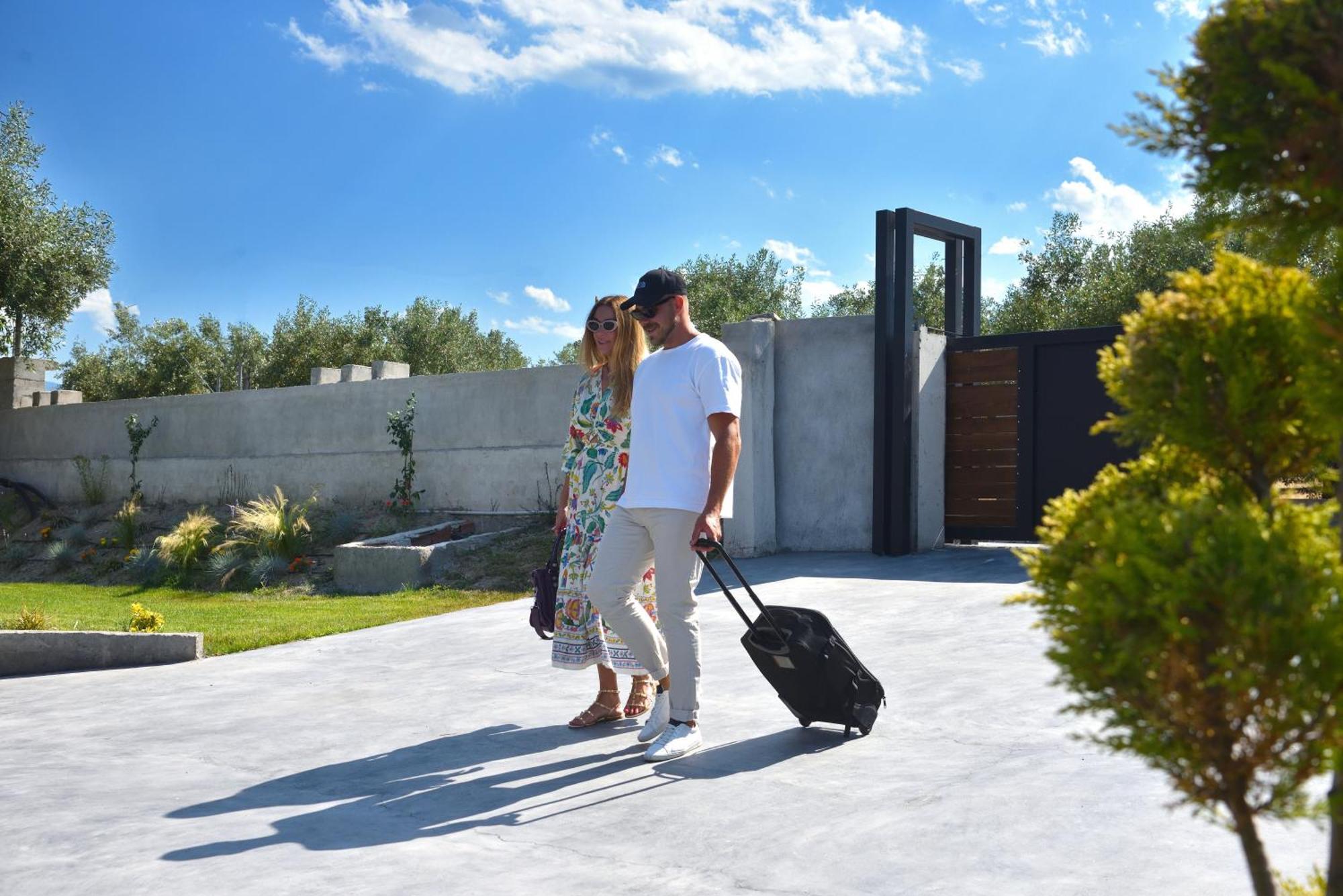 Olive All-Seasons Suites, Panel Hospitality Homes & Villas Litochoro Exterior photo